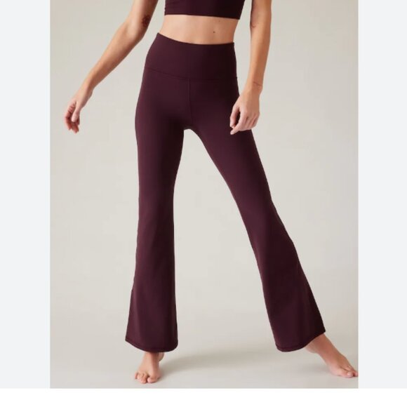 Athleta Elation Flare Pant Burgundy maroon red sweatpants L Large - Picture 1 of 5